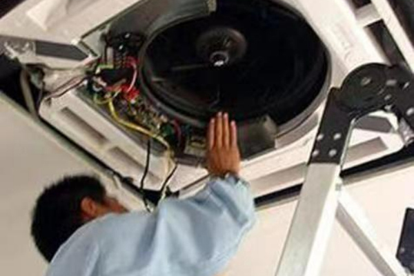 南寧揚(yáng)子中央空調(diào)服務(wù)維修電話
